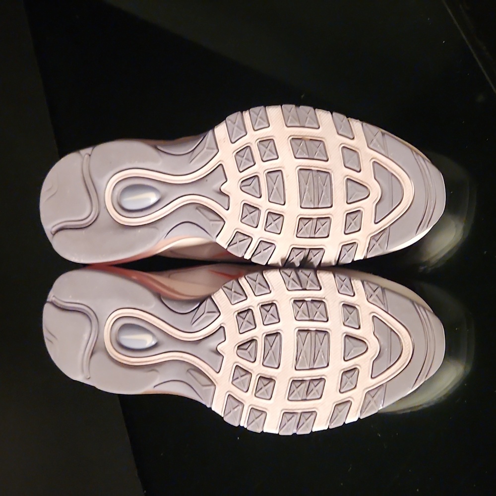 Nike Air Max 97 GS in Coral Chalk White Dust Pink - Picture 8 of 8